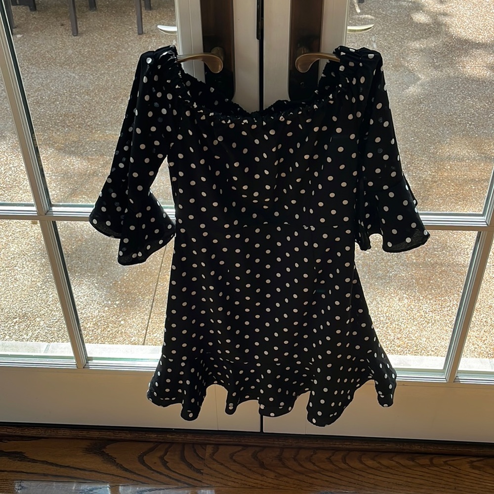 Off the shoulder polka dot super down NWT